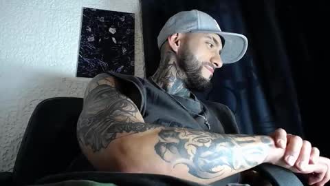 Snapshot of dante_d_angelo_ chatting on October 4, 5:23 am dante_d_angelo_ online show from October 4, 5:23 am