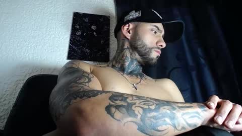 Snapshot of dante_d_angelo_ chatting on September 13, 6:25 am dante_d_angelo_ online show from September 13, 6:25 am