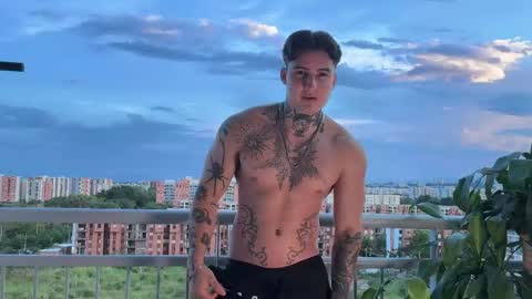 Dante coppola online show from April 18, 11:04 pm