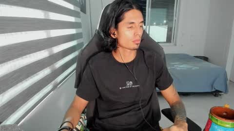 X Dante7373574 online show from February 26, 2:46 am