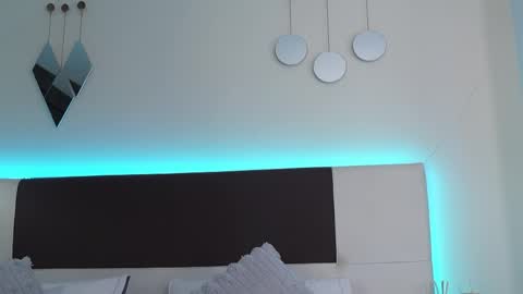 Dante online show from April 24, 7:49 pm