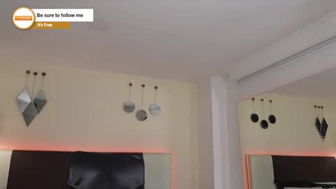 Snapshot of danteestone chatting on October 14, 8:49 pm Dante online show from October 14, 8:49 pm