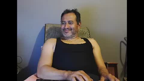 Snapshot of dantehot82 chatting on January 24, 3:11 am dantehot82 online show from January 24, 3:11 am