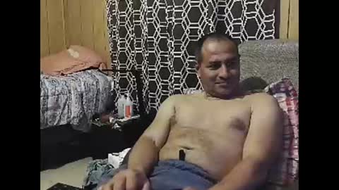 Snapshot of dantehot82 chatting on February 4, 2:17 am dantehot82 online show from February 4, 2:17 am
