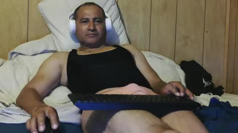 Snapshot of dantehot82 chatting on October 8, 1:54 am dantehot82 online show from October 8, 1:54 am