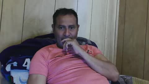 Snapshot of dantehot82 chatting on December 21, 8:00 pm dantehot82 online show from December 21, 8:00 pm