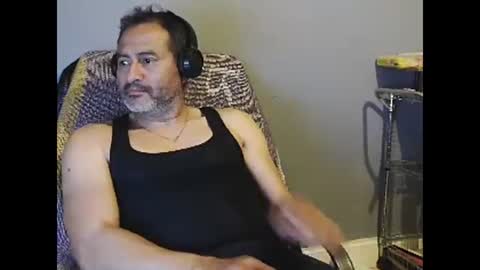 Snapshot of dantehot82 chatting on January 7, 11:24 pm dantehot82 online show from January 7, 11:24 pm