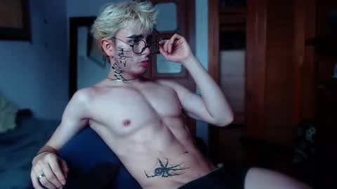 danteobscuro online show from January 12, 6:12 pm