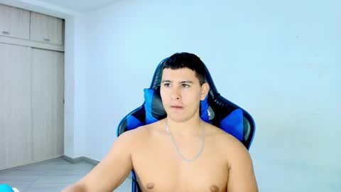 Dantraxx online show from February 26, 1:29 am