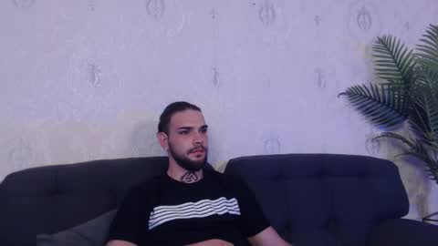 Snapshot of danyelcarter chatting on September 11, 8:30 pm Danyel online show from September 11, 8:30 pm