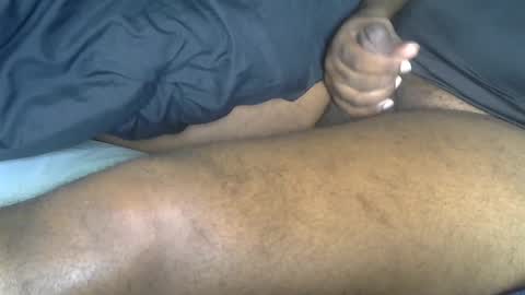 Betty and Robert Play time online show from April 4, 9:01 pm