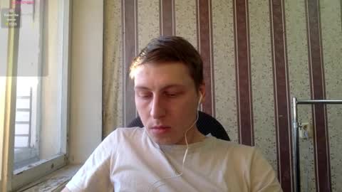 Snapshot of darienlarge chatting on December 4, 7:39 am darienlarge online show from December 4, 7:39 am