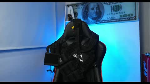 Snapshot of darius_phoenix chatting on February 10, 2:52 am Darius Phoenix online show from February 10, 2:52 am