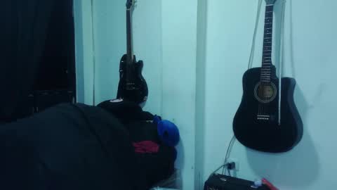 darkclothes online show from February 12, 3:18 am