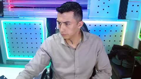 DARKO0717 online show from February 16, 1:53 pm