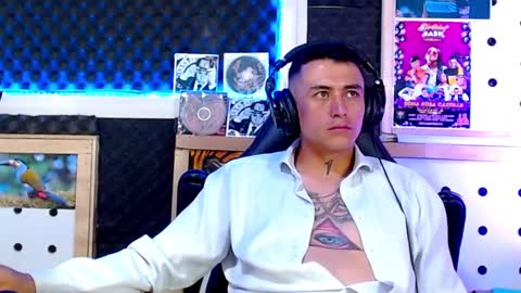 Snapshot of darko0717 chatting on February 8, 2:36 am DARKO0717 online show from February 8, 2:36 am