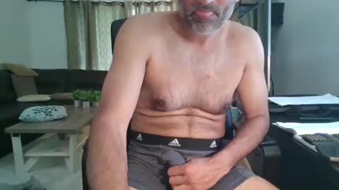 darryl43321 online show from April 21, 6:36 pm