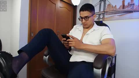 Dash online show from March 6, 2:14 pm