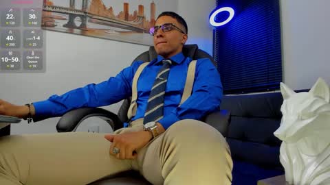 Snapshot of dash_bukoski chatting on September 9, 1:43 pm Dash online show from September 9, 1:43 pm