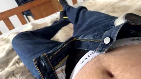 DAVE online show from February 7, 12:45 pm