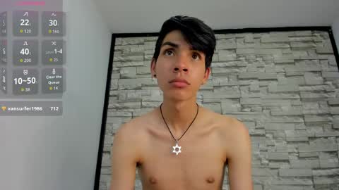 dave_925_ online show from April 14, 10:42 pm