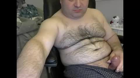 Snapshot of daveishorny1988 chatting on October 3, 12:15 am daveishorny1988 online show from October 3, 12:15 am