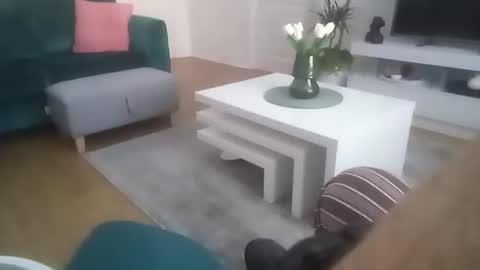 davf76 online show from April 19, 7:30 am