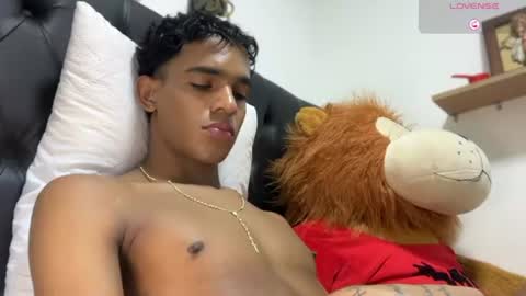 david_hot44 online show from July 31, 1:38 am