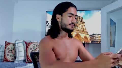 Hey im David that loves to explore and speak their fantasies. Very open talktative and nice. Feel free to chat with me online show from February 13, 1:05 pm