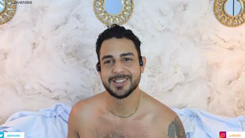 Snapshot of david_oliveira chatting on January 21, 12:46 pm JF oliveira online show from January 21, 12:46 pm