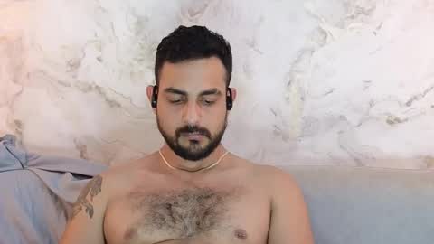Snapshot of david_oliveira chatting on September 21, 3:01 pm JF oliveira online show from September 21, 3:01 pm