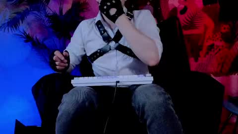 Vincente online show from April 7, 8:09 pm