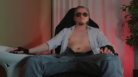 Vincente online show from April 21, 8:48 pm