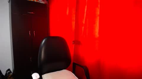Snapshot of davidkaloc chatting on September 14, 6:54 pm David online show from September 14, 6:54 pm