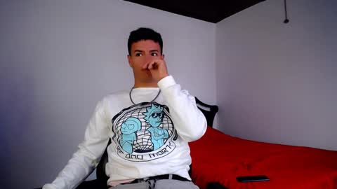 Snapshot of davidkaloc chatting on January 1, 10:13 pm David online show from January 1, 10:13 pm