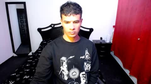 Snapshot of davidkaloc chatting on March 7, 4:02 am David online show from March 7, 4:02 am
