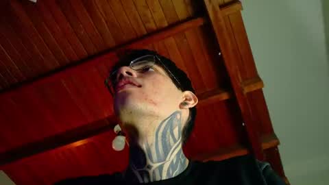 daviid_huge online show from June 13, 8:23 am