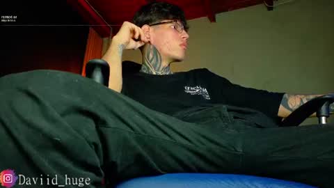 daviid_huge online show from June 20, 11:21 pm