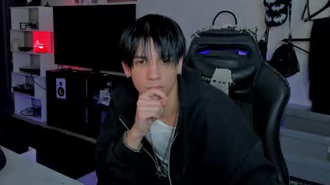 davis online show from February 5, 1:07 pm