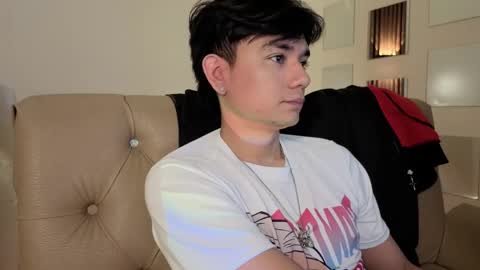 davoxer online show from April 24, 4:04 am