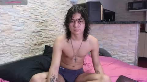 dean_raven online show from June 10, 3:08 am
