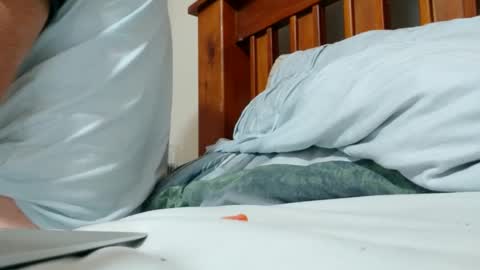 deanofflove221000 online show from December 20, 2:52 am