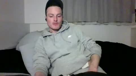 Dee4dayz online show from April 21, 4:07 am