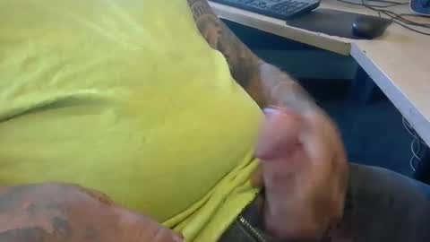 Snapshot of deepstrokes25 chatting on October 2, 4:22 pm deepstrokes25 online show from October 2, 4:22 pm