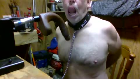 Deepthroat My Big Dildos online show from December 17, 6:53 pm