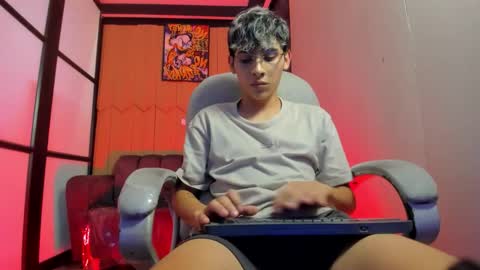 Deilan Wolf  online show from March 5, 7:26 am