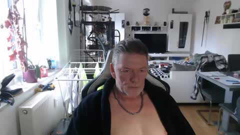 deinprinz2312 online show from March 15, 9:17 am