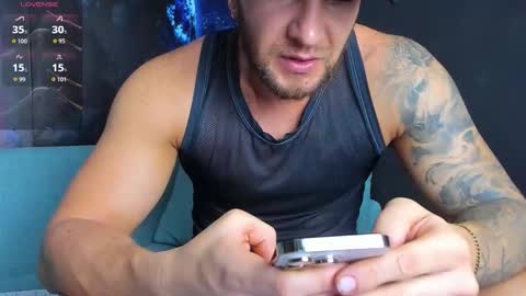 Snapshot of delessandro_world chatting on September 29, 1:59 am Delessandro online show from September 29, 1:59 am
