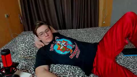 Deni online show from February 9, 6:34 pm