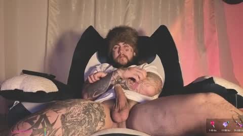 Oliver online show from April 11, 4:30 am